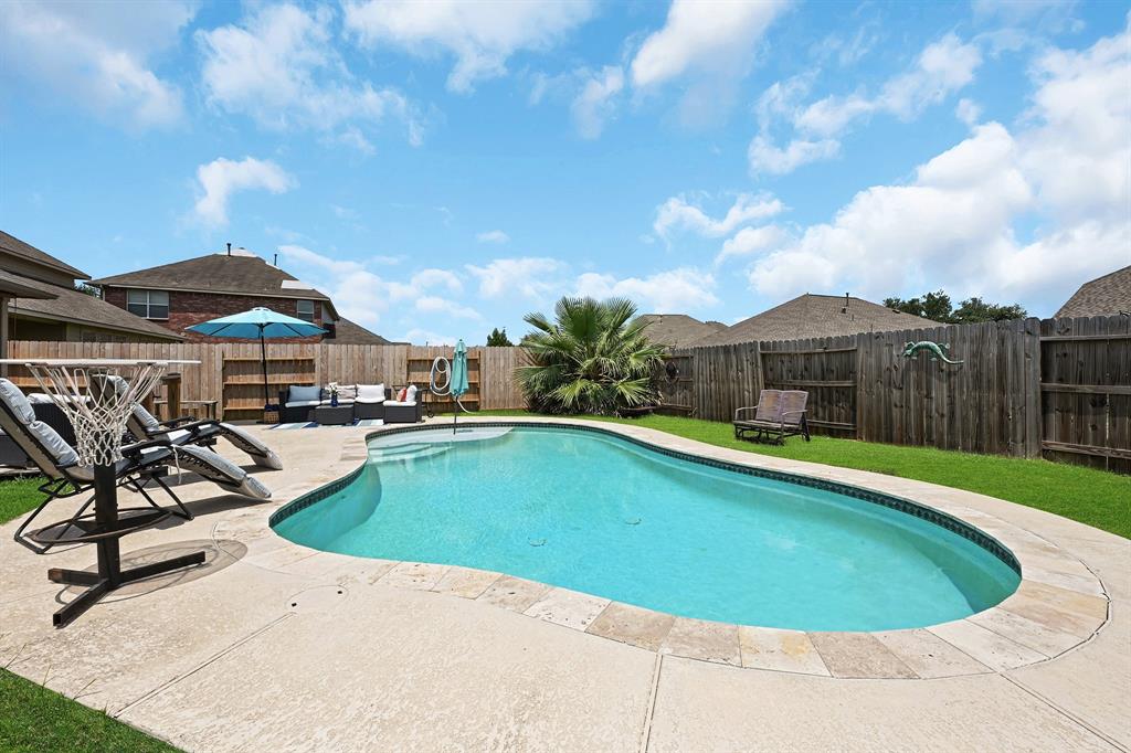Holbrook Springs Ct, Katy, TX 77449