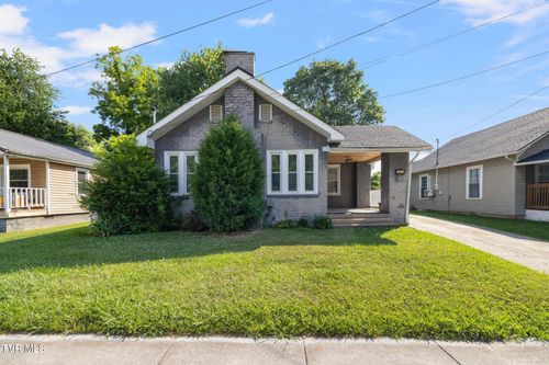 912 N Boone St, Johnson City, TN, 37604-4518 | Card Image