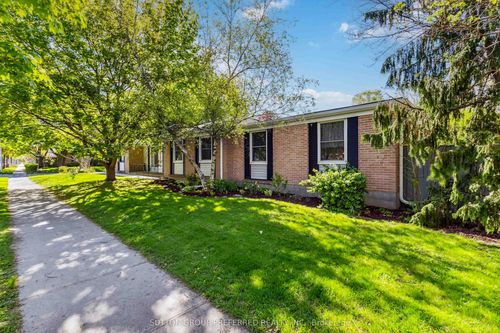 52 Stuyvesant Pl, London, ON, N6J3S9 | Card Image