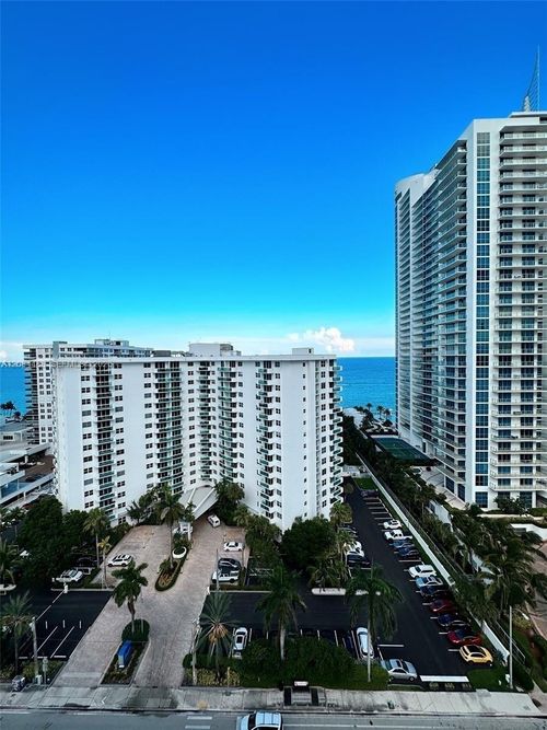 1606-3000 S Ocean Dr, Hollywood, FL, 33019-2861 | Card Image