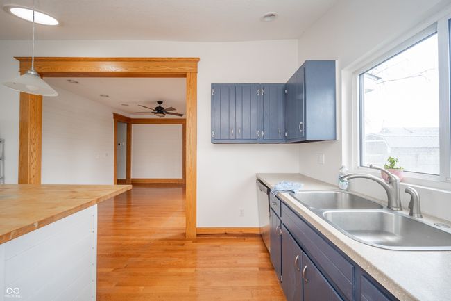 212 S Canal St, House other with 3 bedrooms, 3 bathrooms and null parking in Alexandria IN | Image 14
