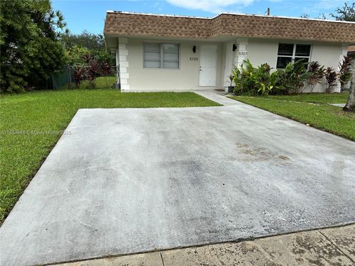 5709-5709 Hayes St, Hollywood, FL, 33021-5182 | Card Image