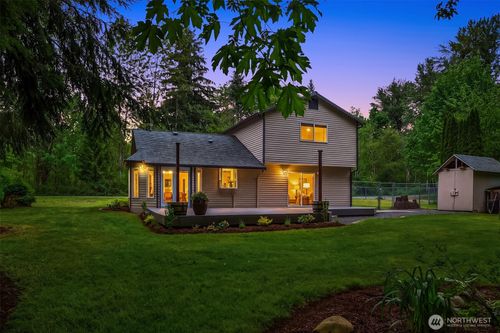 11404 356th Ave Ne, Carnation, WA, 98014-6803 | Card Image