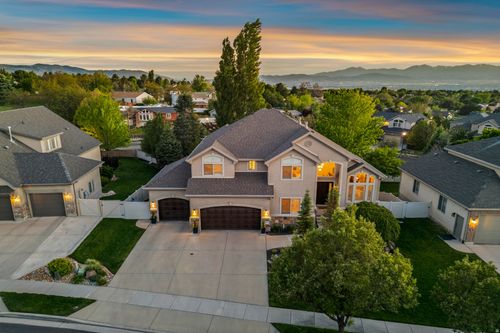 2014 E Quartzridge Dr, Sandy, UT, 84092-4020 | Card Image
