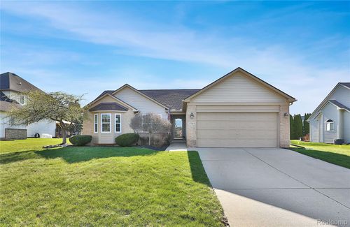 1703 Oak Squire Ln, Howell, MI, 48855-7786 | Card Image