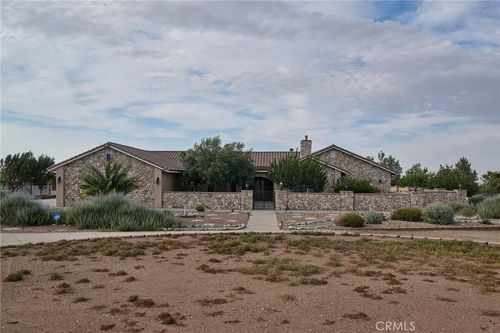 9740 Joshua St, Oak Hills, CA, 92344 | Card Image