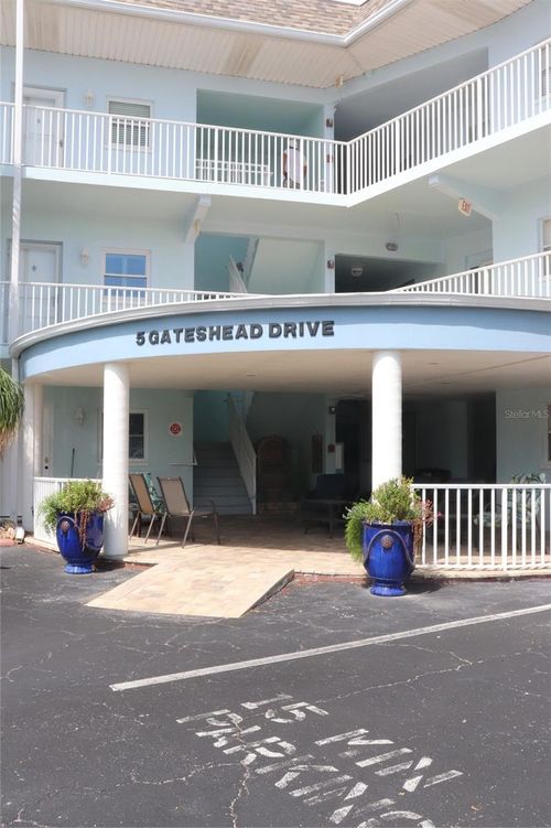 210-5 Gateshead Dr, DUNEDIN, FL, 34698-8535 | Card Image