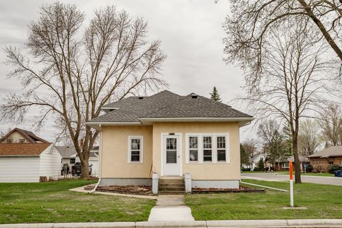 612 W Brooks St, Arlington, MN, 55307-9545 | Card Image