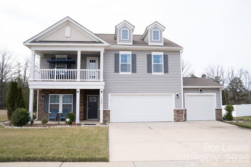 7082 Founders Way, Harrisburg, NC, 28075-9441 | Card Image