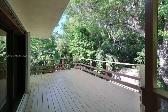 82260 Overseas Hwy, House other with 3 bedrooms, 3 bathrooms and null parking in Islamorada FL | Image 9