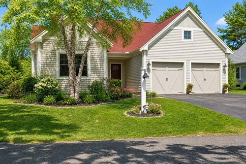 15 Southview Way, Plymouth, MA, 02360-5095 | Card Image