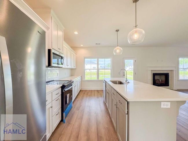 394 Buckingham Dr, House other with 4 bedrooms, 3 bathrooms and 2 parking in Midway GA | Image 6