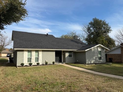 2223 Foxcroft Cir, Denton, TX, 76209-7819 | Card Image