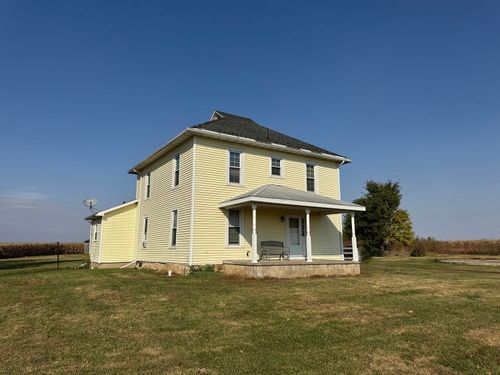 27375 Il Route 40, Chadwick, IL, 61014-9313 | Card Image