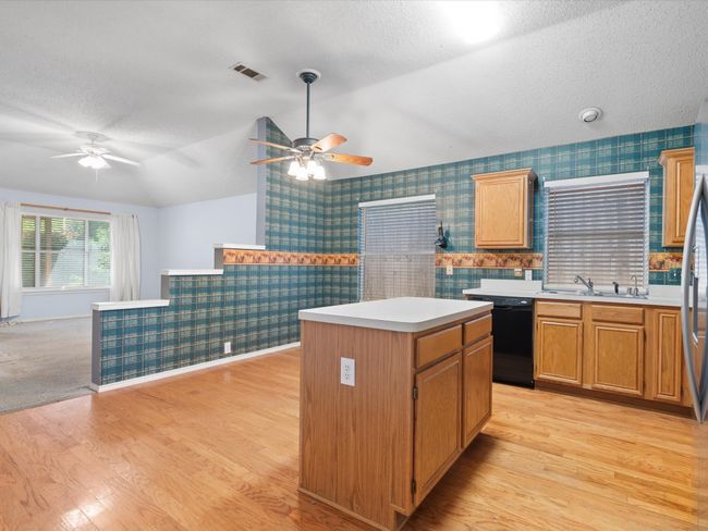 314 Branch Bnd, House other with 3 bedrooms, 2 bathrooms and null parking in Euless TX | Image 10