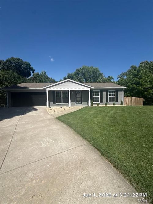 132 Keene Ct, Saint Charles, MO, 63303-5701 | Card Image