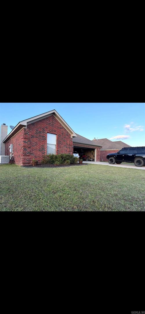 112 Vienne Pl, Maumelle, AR, 72113-7634 | Card Image