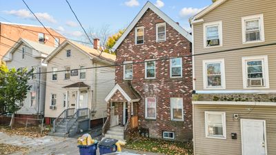 268 Davenport Avenue, Home with 4 bedrooms, 2 bathrooms and null parking in New Haven CT | Image 2