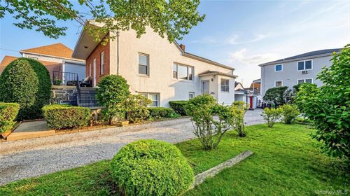 38-40 Ambrose Place, Yonkers, NY, 10701 | Card Image
