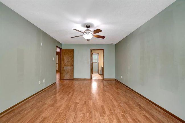 17010 Windrow Dr, House other with 4 bedrooms, 4 bathrooms and 2 parking in Spring TX | Image 12