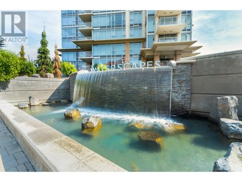 312-1083 Sunset Dr, Kelowna, BC, V1Y9Z1 | Card Image