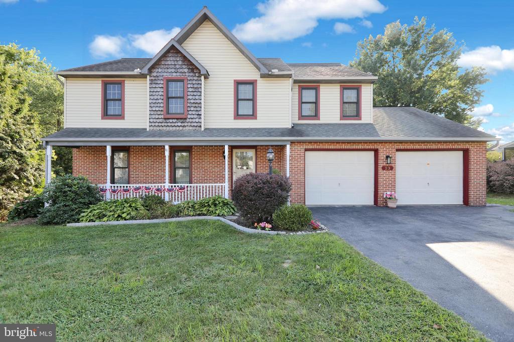 Jason Ave, Denver, PA 17517