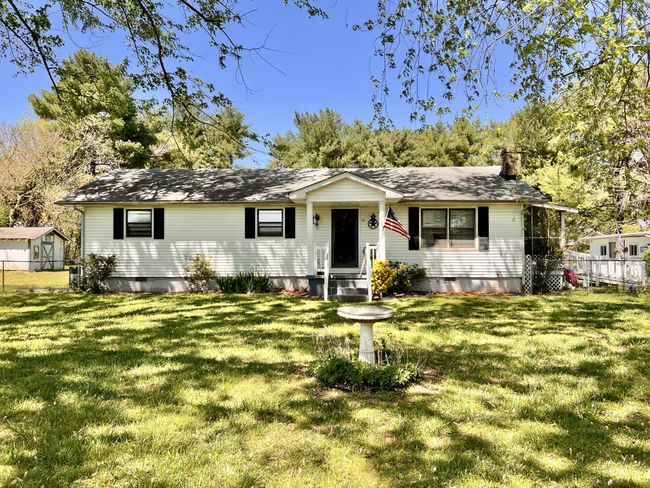 1112 Cumberland St, House other with 3 bedrooms, 2 bathrooms and 8 parking in Decherd TN | Image 4
