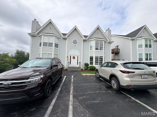 a-1700 Whispering Creek Dr, Ballwin, MO, 63021-4010 | Card Image