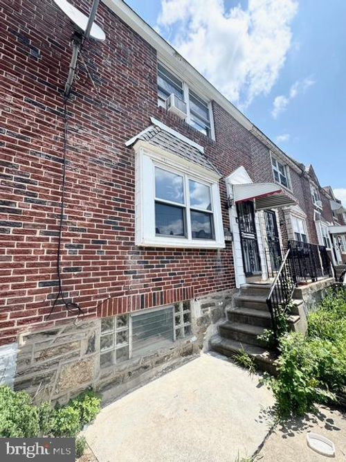 1213 Hale St, PHILADELPHIA, PA, 19111-5829 | Card Image