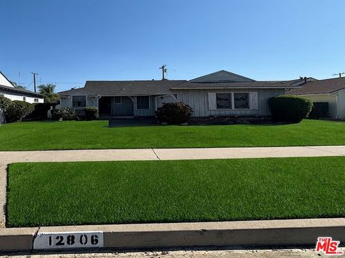 12806 Tiara St, Valley Village, CA, 91607-1027 | Card Image
