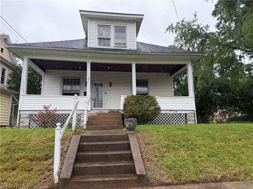 1317 16th St, Parkersburg, WV, 26101-4109 | Card Image