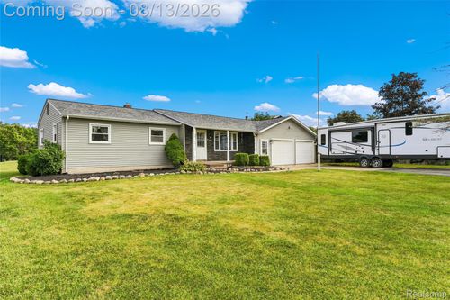 10499 E Potter Rd, Davison, MI, 48423-8164 | Card Image