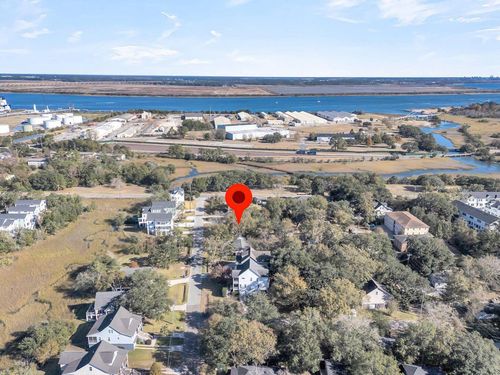 1055 Glenshaw St, North Charleston, SC, 29405-4915 | Card Image