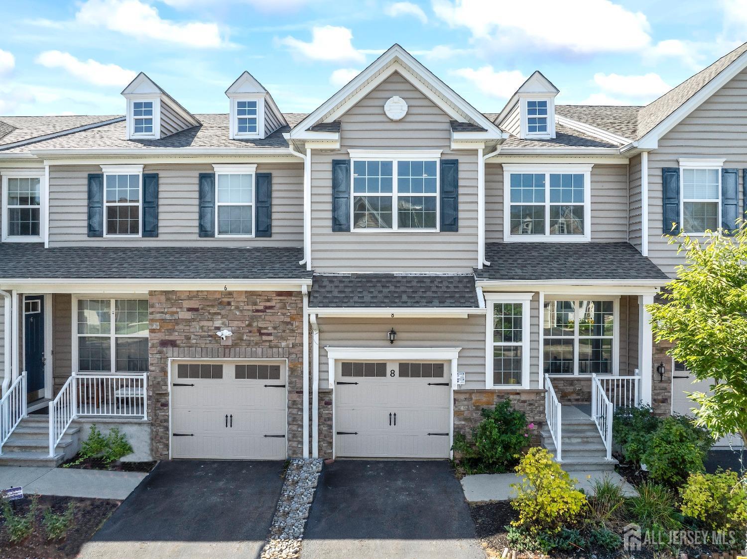 Periwinkle Dr, Jamesburg, NJ 08831