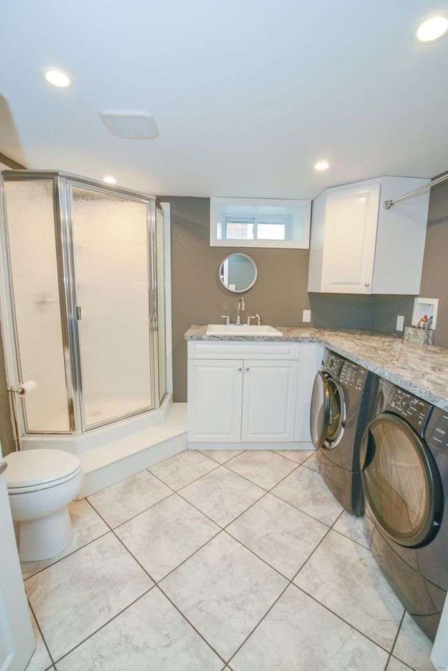 32 Gresham St, House other with 3 bedrooms, 2 bathrooms and null parking in Milford CT | Image 31