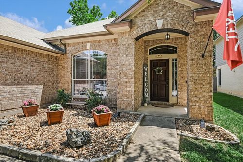 161 Wildhorse Crk, Buda, TX, 78610-2753 | Card Image