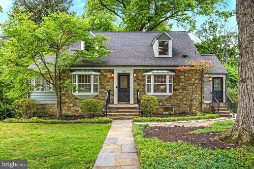 2828 Cleave Dr, FALLS CHURCH, VA, 22042-2308 | Card Image