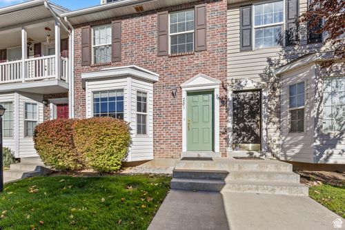 281 E 950 S, Payson, UT, 84651-3314 | Card Image