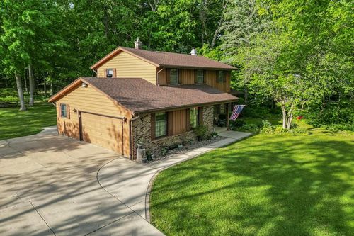 N92W25490 Blue Heron Drive, Lisbon, WI, 53089 | Card Image