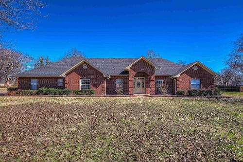 302 Briarwood Ln, Sulphur Springs, TX, 75482-7600 | Card Image