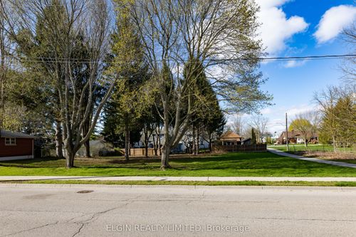 94 Chestnut St, St Thomas, ON, N5R | Card Image