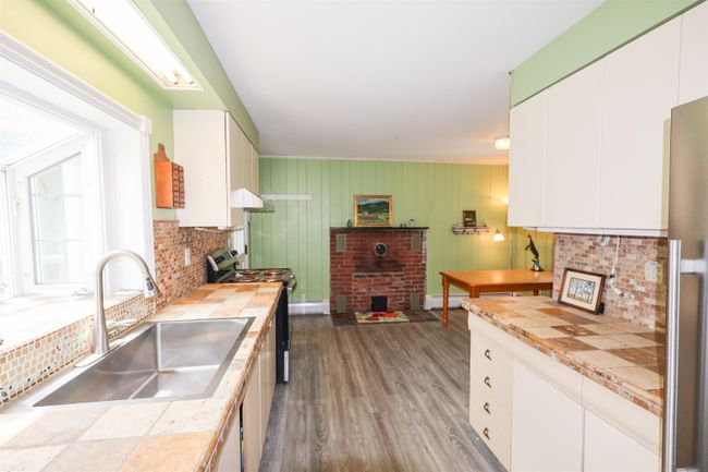 208 Passumpsic Ave, House other with 3 bedrooms, 2 bathrooms and null parking in Wilder VT | Image 15