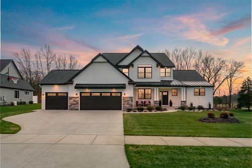 10963 Mystic Heights Trl, Mattawan, MI, 49071-9673 | Card Image
