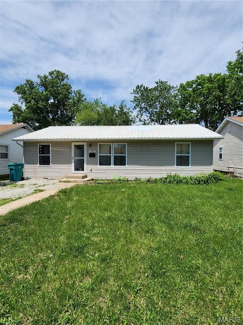 523 Elmont Road, Sullivan, MO, 63080 | Card Image