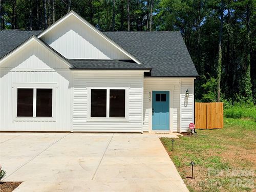 525 N Linwood Ave, Charlotte, NC, 28216-3923 | Card Image