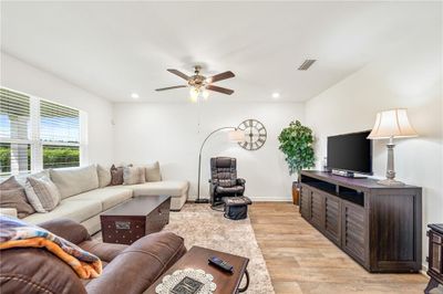 10976 Animal Kingdom Way, House other with 3 bedrooms, 2 bathrooms and null parking in Daphne AL | Image 3