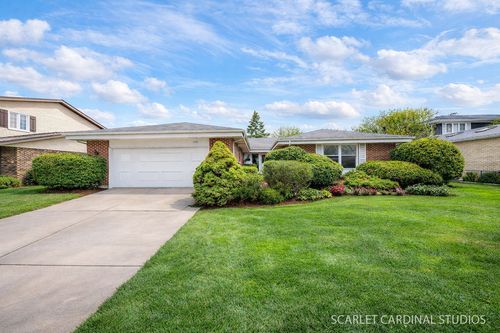 1110 S Fernandez Ave, Arlington Heights, IL, 60005-3039 | Card Image