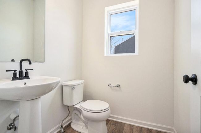 Stock photo- powder bath | Image 9