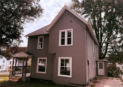 20 Barber St, Auburn, NY, 13021-2330 | Card Image