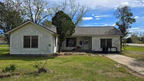 3100 12th St, Bay City, TX, 77414-3724 | Card Image